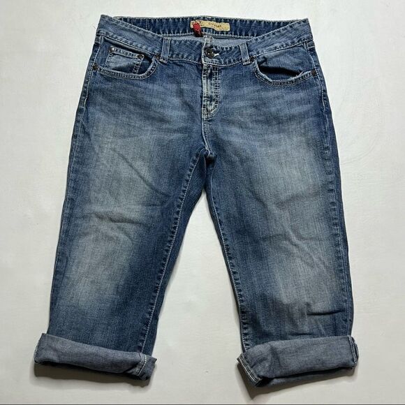 BKE | Culture Stretch Denim Capri’s - Picture 1 of 6